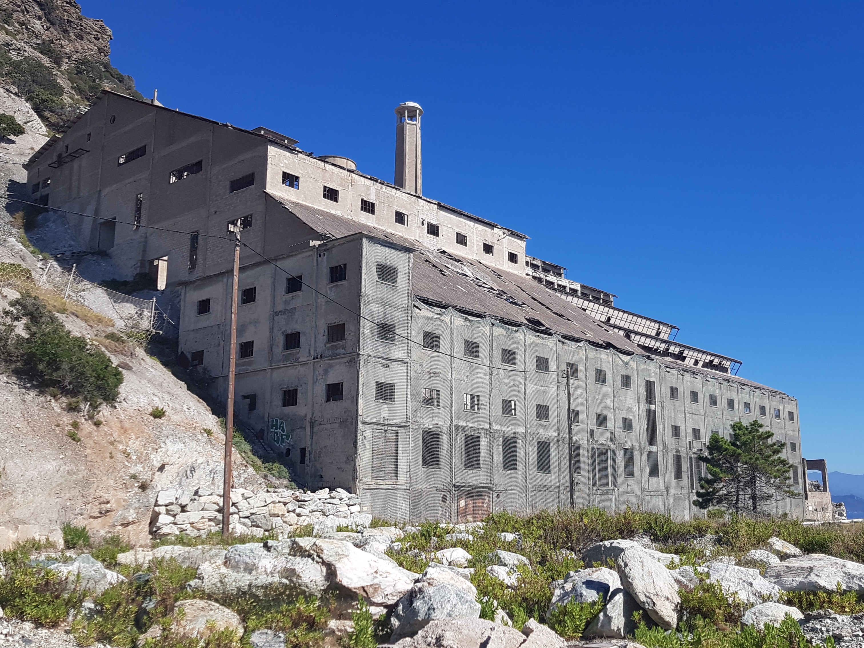 Usine d'amiante de Canari